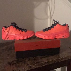 Low top Jordan 9